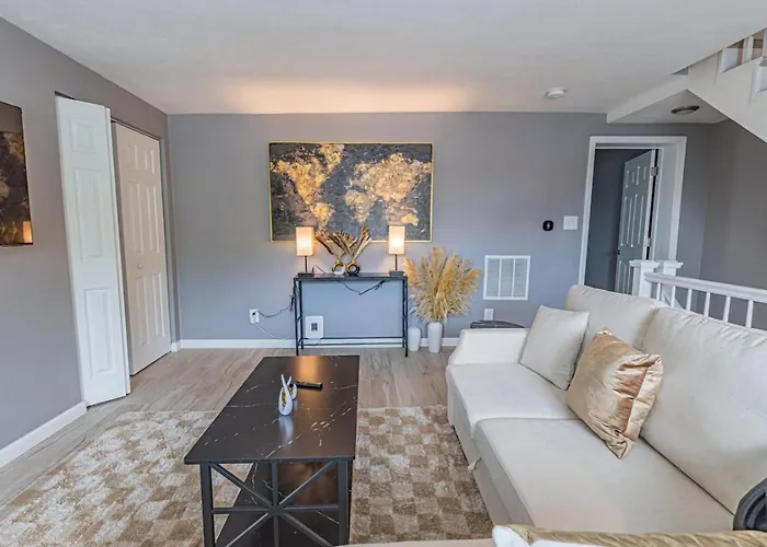Spacious With Porch Sleeps 6 Near Pitt And Upmc Holiday home Pittsburgh